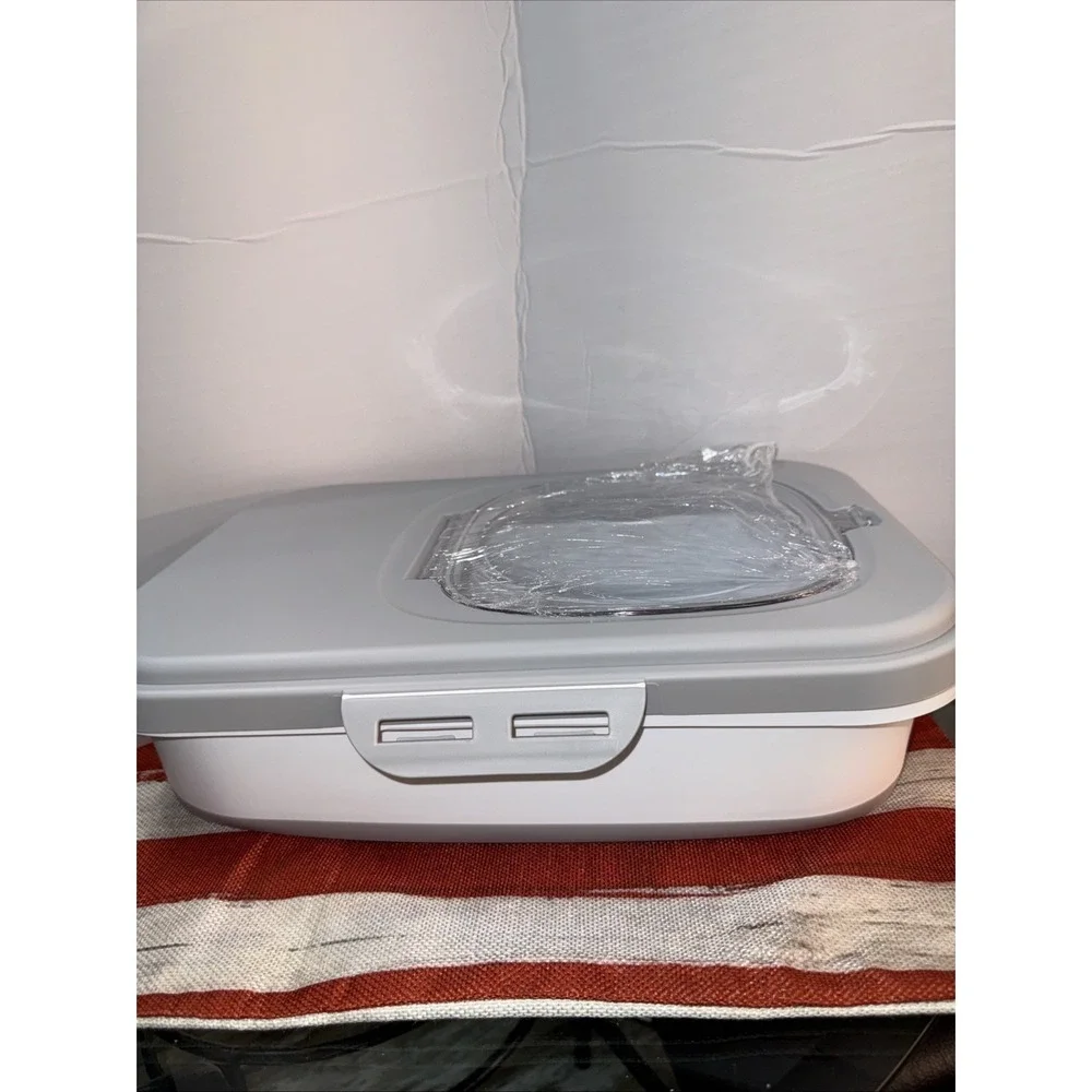 33lb Collapsible pet food storage Container With Wheels And Measuring Cup